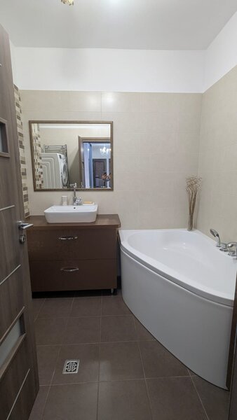 Herastrau Francez Bloc Nou, 3camere 144mp 2 Bai, Boxa, Loc Parcare Subteran